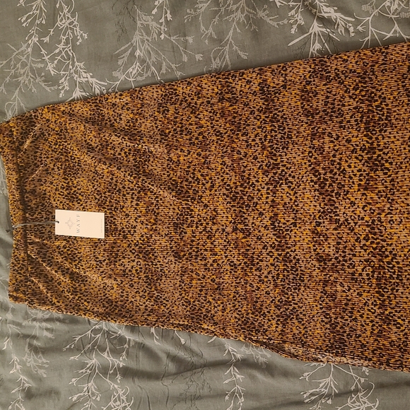 NEW unworn Wayf midi leaopard/cheetah print skirt - Picture 5 of 5